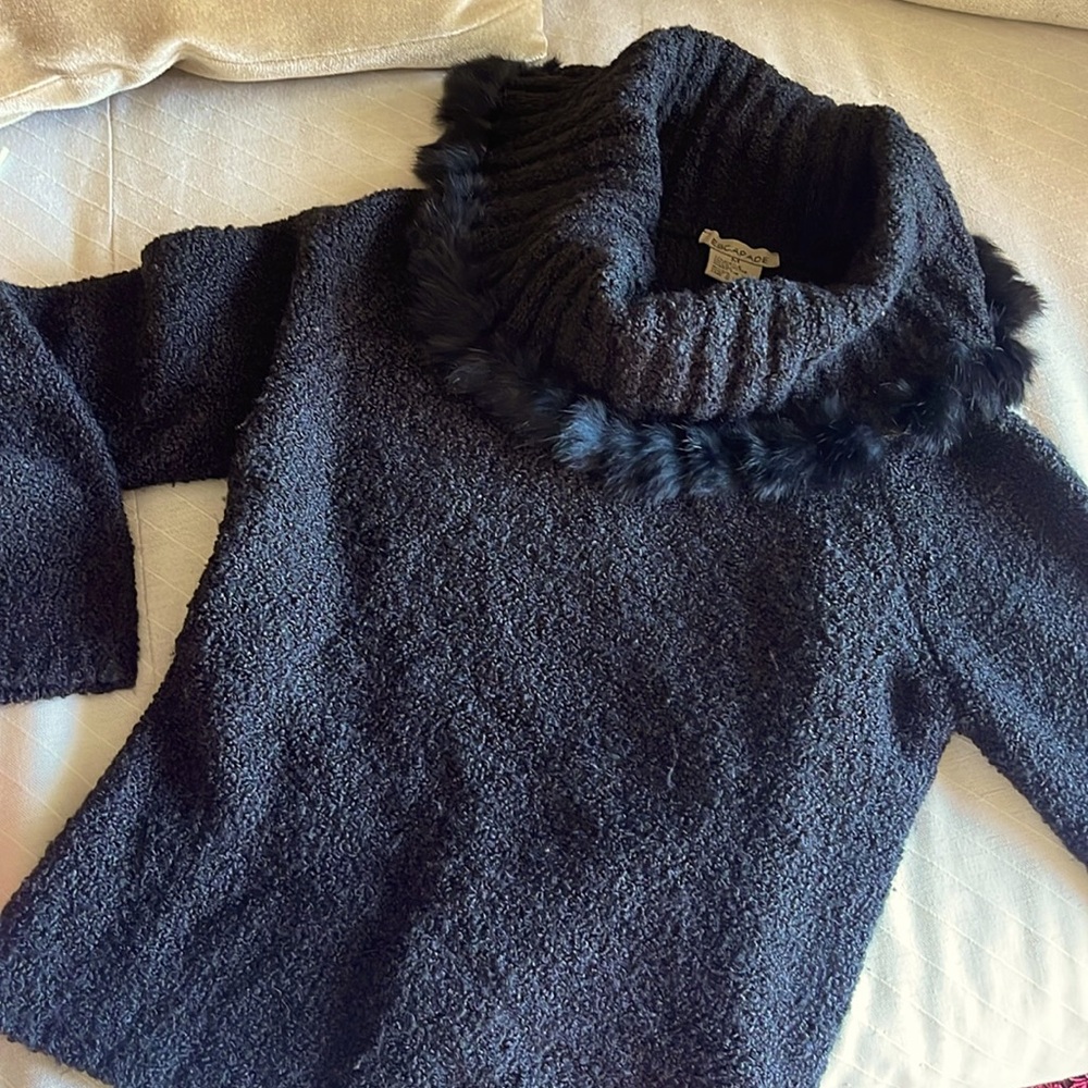 Fur trimmed cowl neck sweater like NEW!